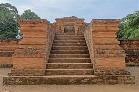 Candi Muaro Jambi Situs Universitas” Tertua Di Asia