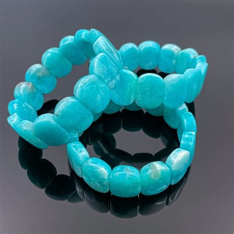 Амазонит Перуанский. Браслет 18 см. Бусины 12 мм