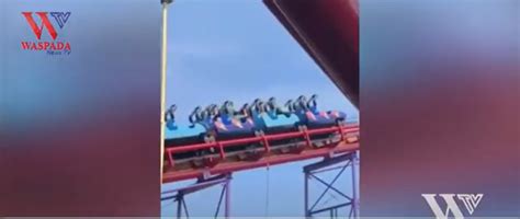 Kereta Wahana Halilintar Di Dufan Ancol Berhenti Mendadak Saat Menanjak