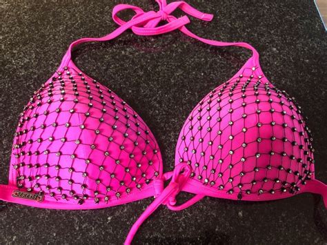 Bikini oberteil Neu und originalverpackt in Winterthur für CHF mit Lieferung auf Ricardo