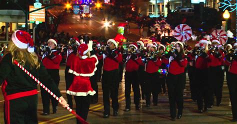 Winterfest Parades 2017 - Christmas Parades In Gatlinburg & Sevierville