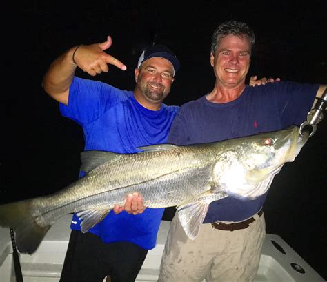 How To Catch Snook At Night Night Fishing For Giant Snook Buy First