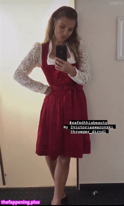 Laura Wontorra LauraWontorra Nude OnlyFans Photo The Fappening Plus