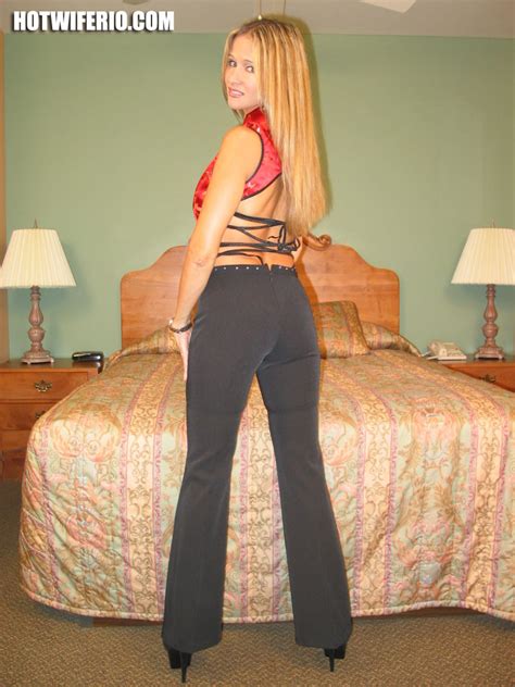 Sexy Latin Wife Showing Off Her Sweet Fucking Ass Porn Pictures XXX Photos Sex Images 2902147