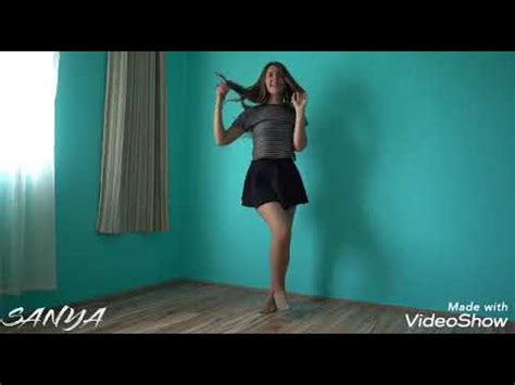 G Rls Mini Skirt Hot Dance Showing Ass Youtube