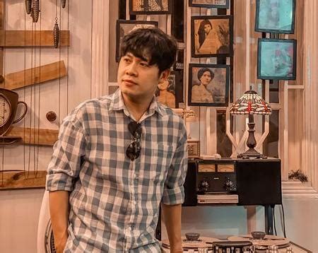 Cộng đồng mạng phản ứng gay gắt vì nhạc sĩ Nguyễn Văn Chung nhận xét nhạc Việt như cái chợ