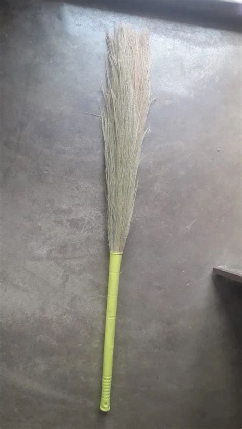 45 Inch Yellow Handle Grass Broom At Rs 60 Piece Grass Broom In