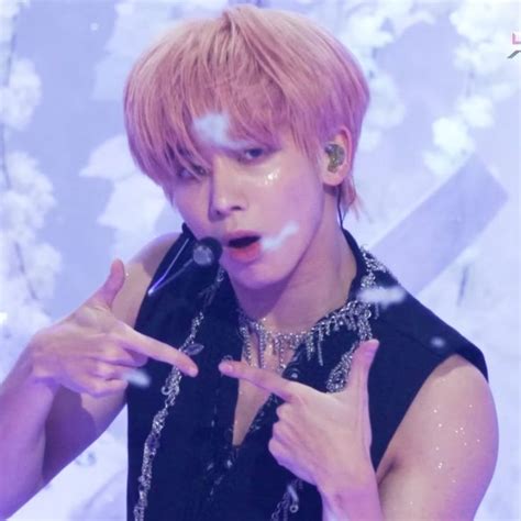 Pin By Olga On Hot Korean Guys Txt Korean Men