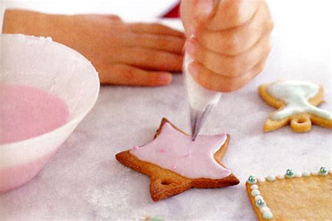 Cool Decorating Biscuits Ideas To Impress Your Friends