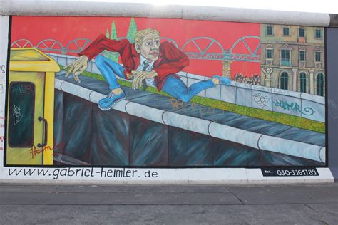 SHE2I2: Photos: Murals & Graffiti on Berlin Wall - East Side Gallery