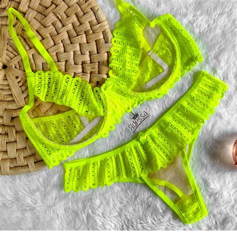 Lingerie Rebeca Sex Sensual Neon Luxo Conjunto Rebeca Calcinha E Suti Cjt Shopee Brasil