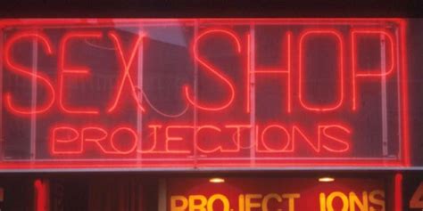 La Mecque Aura Son Premier Sex Shop Halal