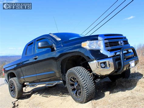 Toyota Tundra With X Fuel Assault And R Atturo Trail