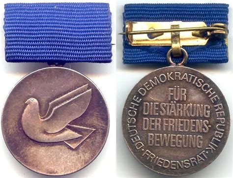 DDR MEDAILLE Friedensrat Für Stärkung der Friedensbewegung im