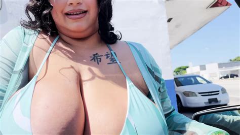 Curvy BBW Cremita Gets A Big Dick POV