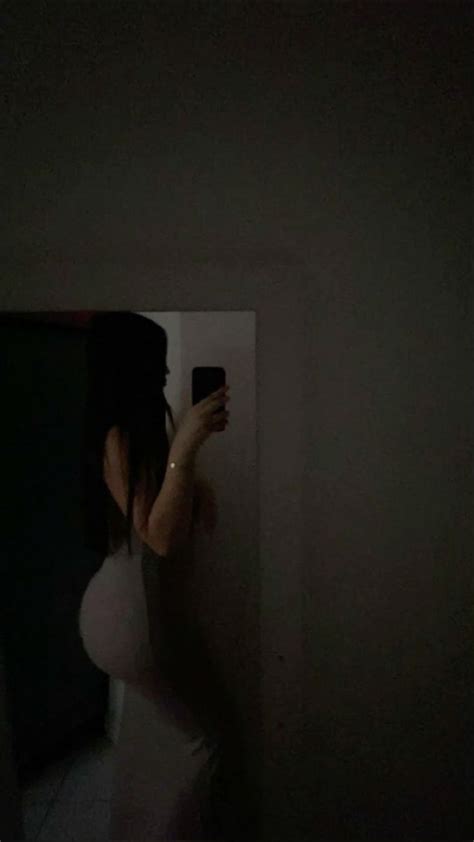 Pin By Grisel Adame On Photo Inspo Pretty Latina Pretty Selfies Insta Photo Ideas