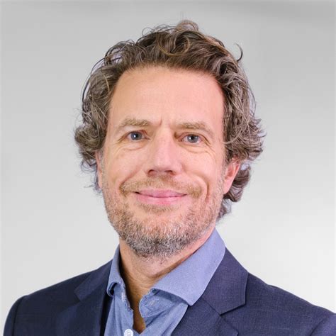 The surprising research papers of Pierre Savard are gaining fame 9