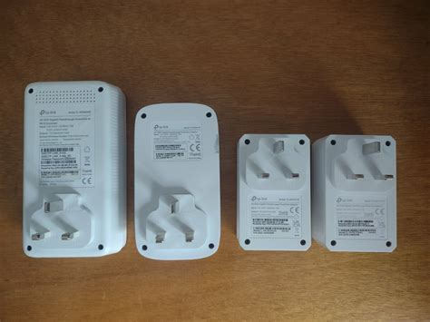 Gigabit Powerline pass-through WiFi extender and 3 powerline adapters ...