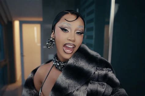 Cardi B Returns With Like What Freestyle Song And Video