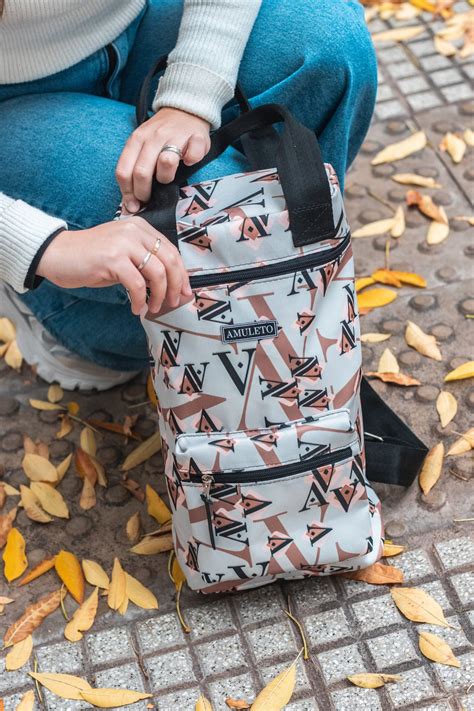 Matera RETRO NUDE AMULETO