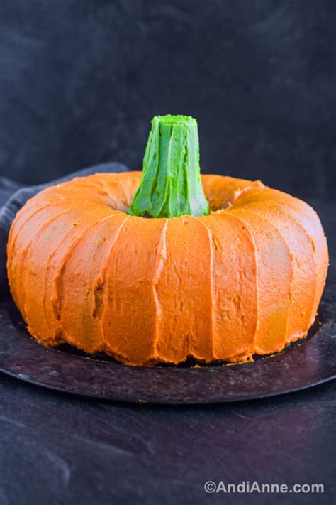 Pumpkin Shaped Cake - Andi Anne