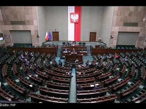 Sejm uchwalił ustawę ws 14 emerytury YouTube