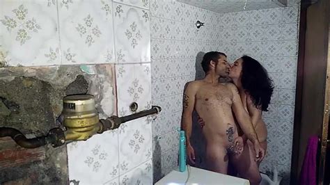 Laura Y Saul En La Ducha Free Shower Porn F Xhamster