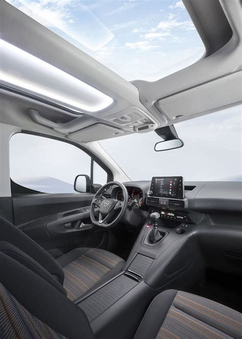 Opel Nutzfahrzeuge Neuer Combo Ab 2018 Autozeitung De 11
