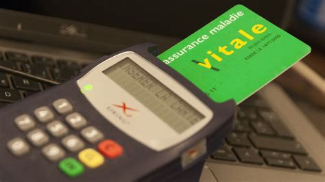 Le Vrai Du Faux Ne Reste T Il Vraiment Plus Que 942 Fausses Cartes