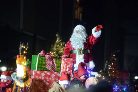 Altoona Christmas Parade 05 | News, Sports, Jobs - Altoona Mirror