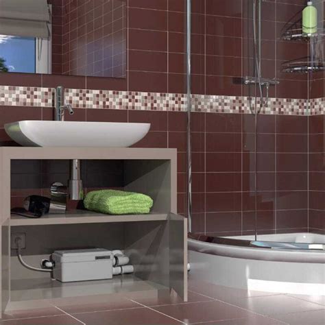 Насосы для ванной комнаты в фирменном магазине SFA