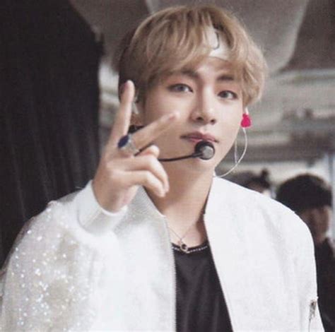 Pin by NJYHJTJ 𝔹𝕋𝕊 on BTS TAEHYUNG Taehyung Kim taehyung Kim