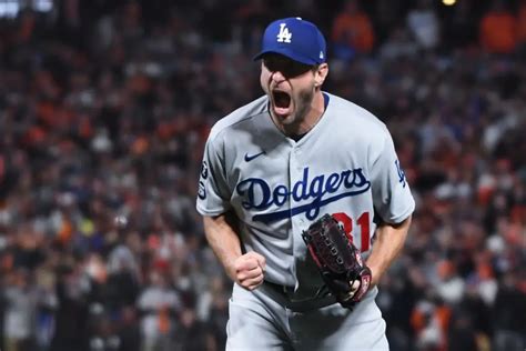 Dodgers: Max Scherzer Thankful for NL Outstanding Pitcher Award Win ...