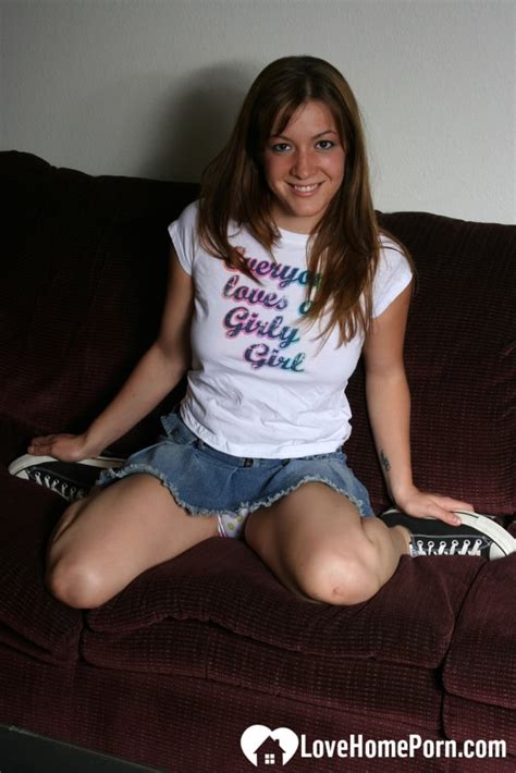 Brunette Chick Spreads Her Legs To Tease Herself Pics XHamster