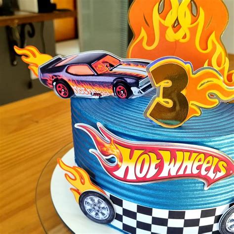 Bolo Hot Wheels 18 ideias radicais para sua festa Bolo Guaraná
