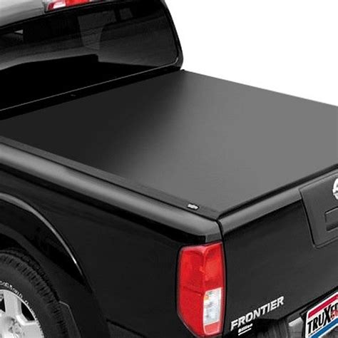 Nissan titan roll-up tonneau cover