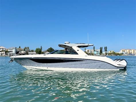 Used 2022 Sea Ray SLX 400 OB 33708 Madeira Beach Boat Trader