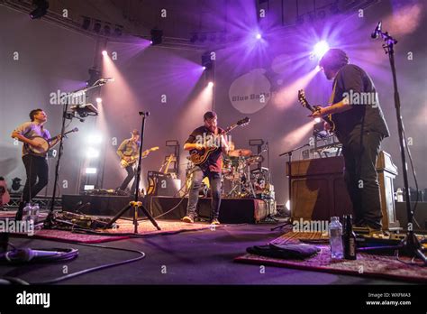 Bears Den Band Hi Res Stock Photography And Images Alamy