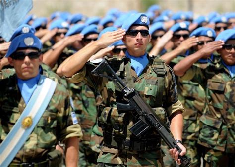 argentinas  leader aims  strengthen military turdef