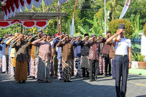 Bmkg Diy Gelar Upacara Peringatan Hut Ri Ke Mewujudkan Indonesia