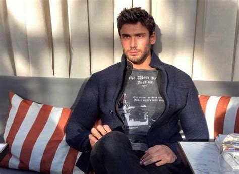 Yılmaz Kunt aslen nereli, hangi dizilerde oynadı? Yılmaz Kunt kimdir ...