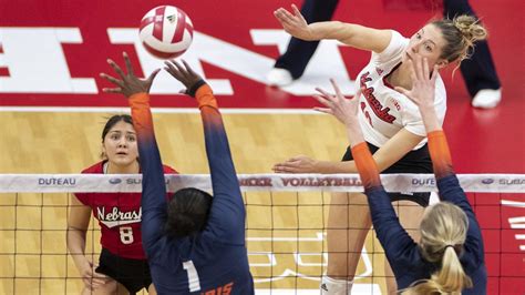 Undefeated Season Big Ten Bragging Rights On The Line In Top 10 Heavy