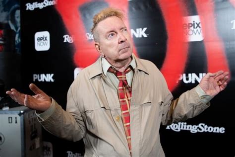 John Lydon l ex chanteur des Sex Pistols veut représenter l Irlande à l Eurovision