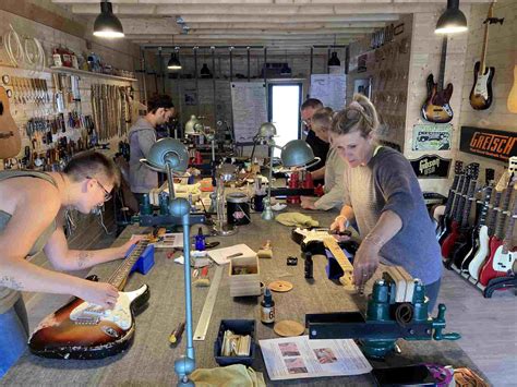 Cours pratique de lutherie L Atelier de lutherie partagé