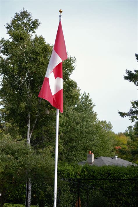 Steel 18' Pole - Ontario Flag and Pole