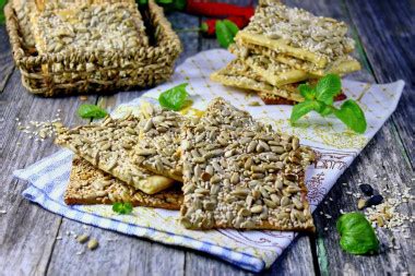 Печенье с семечками подсолнуха и кунжута галетное рецепт с фото ...