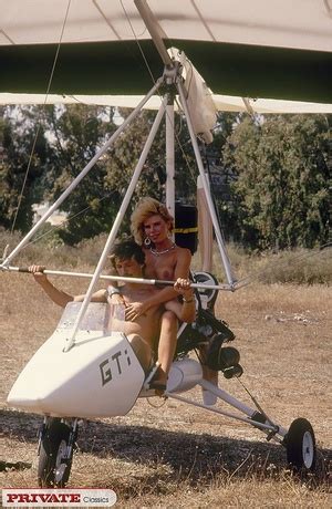 Blonde Hottie Shows Different Photos Of Her Showing Her Xxx Dessert