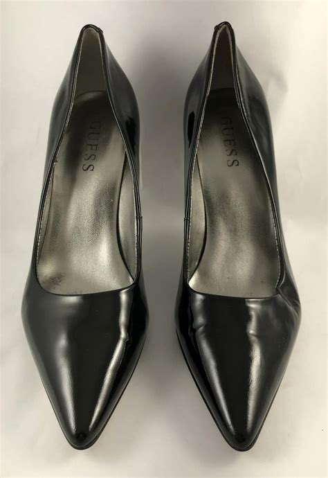 Lot Guess Black Patent Leather Pointed Toe Heels