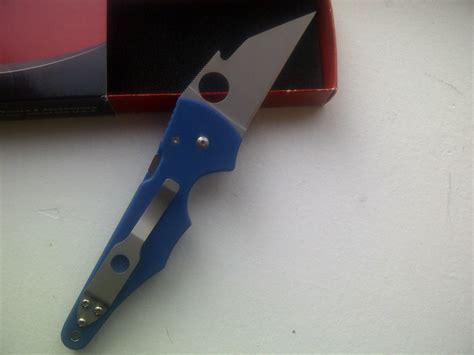 Great condition Spyderco Yojimbo 1 with a couple of nice mods ...