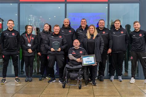 Customers are praising the service at community trust company branches 31